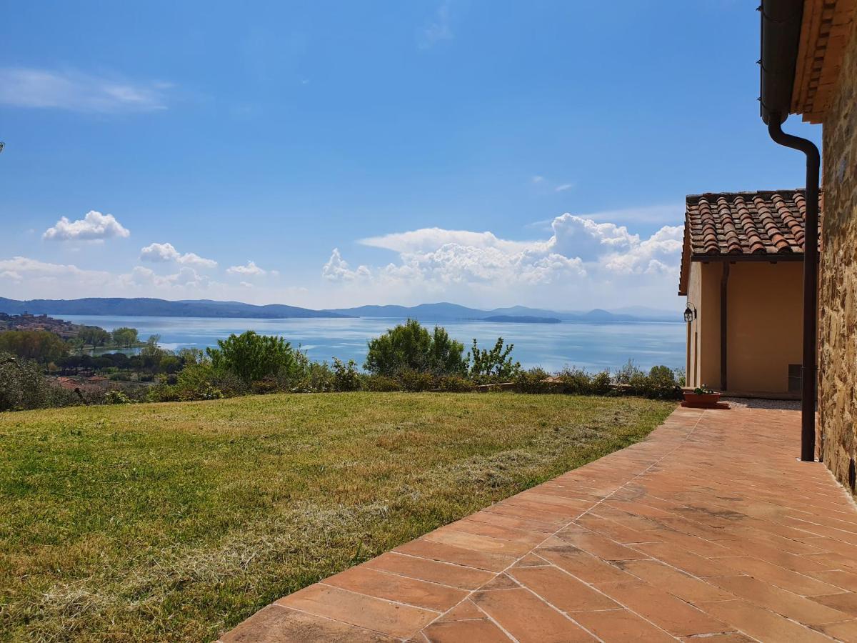 Aparthotel Antico Casale Tiravento à Passignano sul Trasimeno Extérieur photo