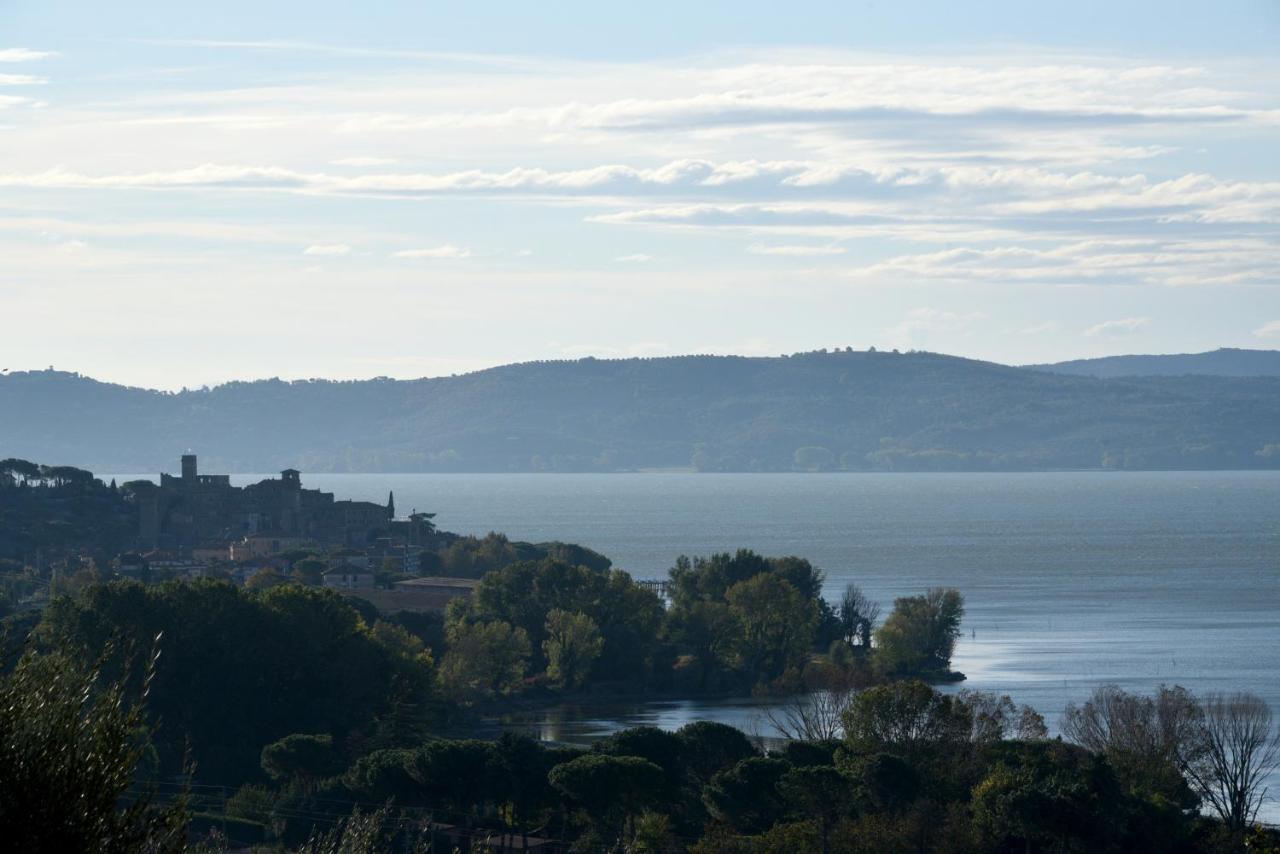 Aparthotel Antico Casale Tiravento à Passignano sul Trasimeno Extérieur photo